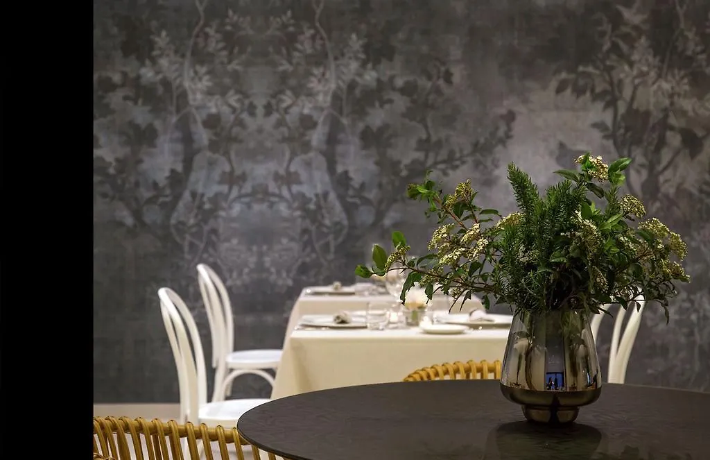 Tale Restaurant & Suite Piedimonte Etneo 3*,  Italy