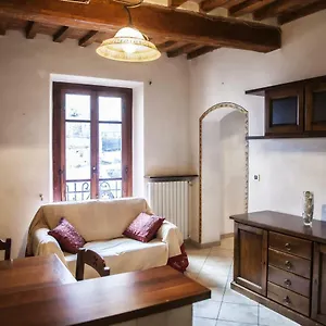 Il Castello Apartment Bucine