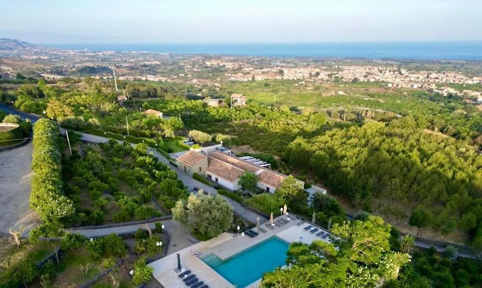 Ośrodek wypoczynkowy Tale Restaurant & Suite Piedimonte Etneo