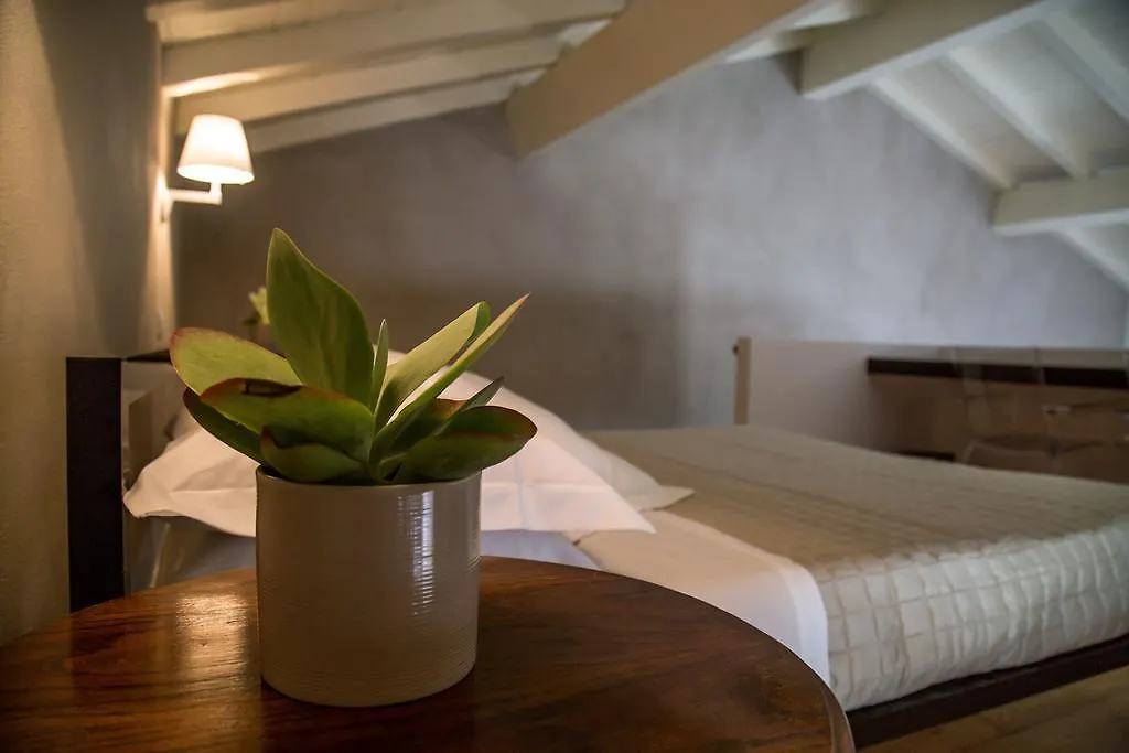 Tale Restaurant & Suite Piedimonte Etneo Italy
